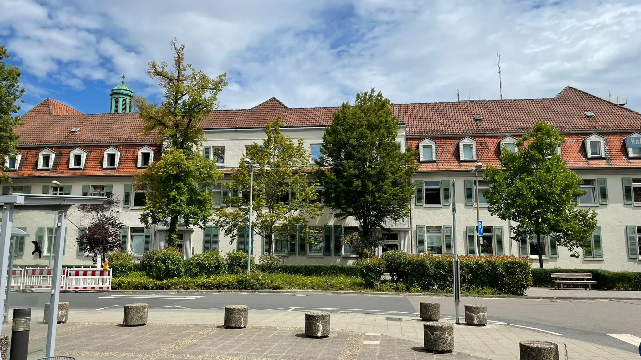 Universitatsmedizin der Johannes Gutenberg Universität Mainz, main entrance